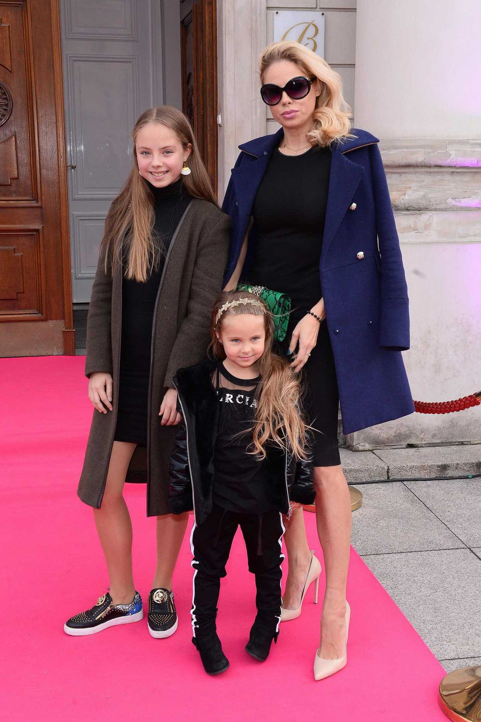 Magda Modra z córkami