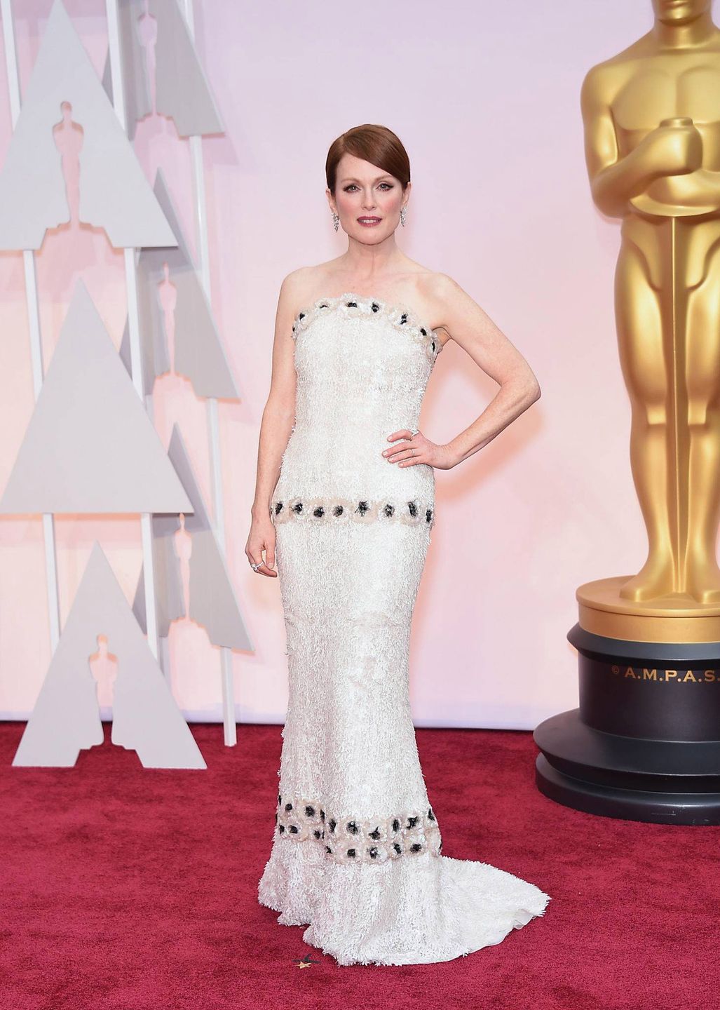 Julianne Moore w kreacji Chanel – Oscary 2015, kreacje wszech czasów