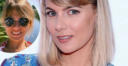 Marta Wierzbicka w bikini w wisienki opala się nad rzeką. Z wakacji na wakacje jest coraz zgrabniejsza