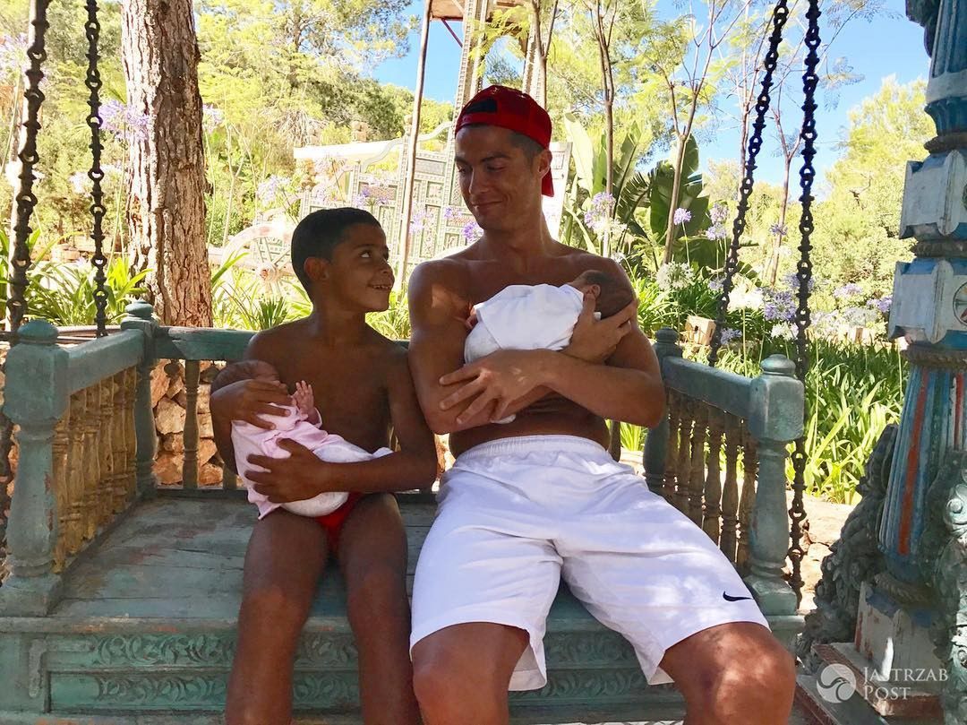 Cristiano Ronaldo pokazał wszystkie swoje dzieci