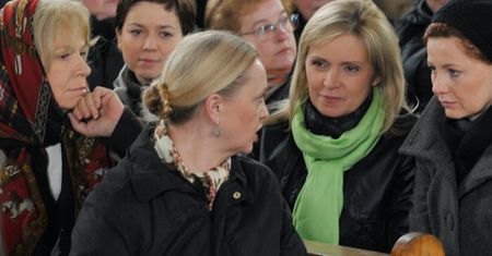 Gwiazda "Plebanii" pobita we własnym domu. Aktorka ze złamanym kręgosłupem trafiła do szpitala