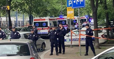 Tragedia w Belgradzie: 14-letni uczeń dokonał zamachu w szkole.