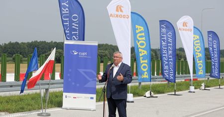 Kierowcy mogą jeździć 17-km odcinkiem Śniadowo-Łomża Południe trasy S61 Via Baltica.