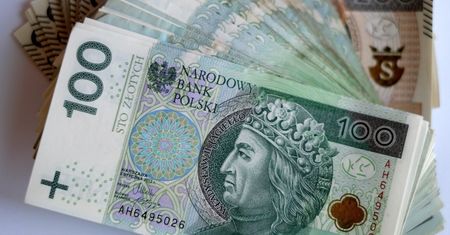 Co trzeci przedsiębiorca płaci z opóźnieniem, choć oceny sytuacji się poprawiają.