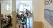 Co szósta rodzina opłaca bieżące rachunki z pieniędzy z 500 plus