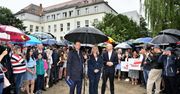 Trzaskowski: rządzący skazują szpitale powiatowe na zamknięcie