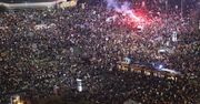 PiS sporo traci na sporach wokół ochrony życia, ale zyski opozycji minimalne
