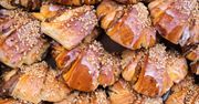 W Poznaniu przez koronawirusa mniejsza produkcja rogali świętomarcińskich