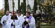 Apel prymasa o odwołanie mszy i nabożeństw na cmentarzach 1 listopada