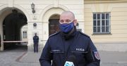 Zatrzymano prowadzącego “Chwdp.tv”; miał nawoływać do popełnienia przestępstwa na policjantach