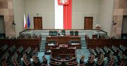 Lewica przeciw krzyżowi w Sejmie, ale nie zamierza walczyć o jego usunięcie
