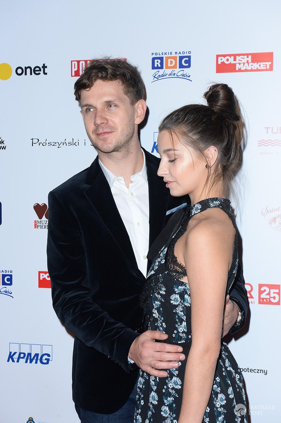 Julia Wieniawa i Antek Królikowski - Bal Charytatywny Fundacji "Cała Polska Czyta Dzieciom"