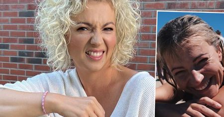 Dorota Szelągowska zapozowała na plaży, a fani komentują widok "bebzona", który zaserwowała im gwiazda.
