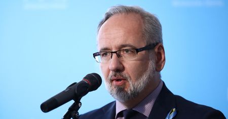 Powrót do masowego testowania na covid po przekroczeniu 5 tys. hospitalizacji