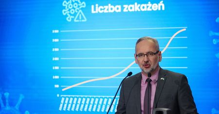 Od piątku IV dawka szczepienia przeciwko COVID-19 dla osób w wieku 60-79 lat