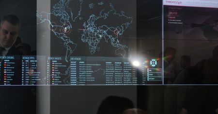 NASK: nowa kampania wyłudzania danych na Facebooku