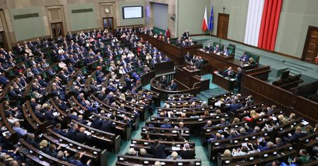 Zobacz na kogo aktualnie chcą głosować Polacy