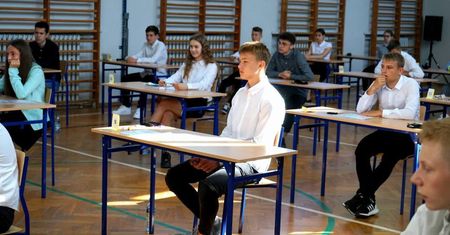 Dzisiaj rozpoczyna się trzydniowy egzamin ósmoklasisty