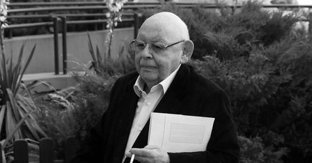 Nie żyje Jerzy Urban rzecznik prasowy rządu PRL w stanie wojennym
