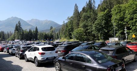 Incydent na parkingu przy Morskim Oku