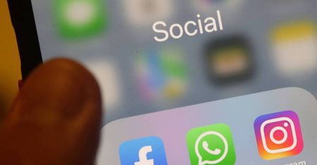 NASK ostrzega przed oszustami wyłudzającymi dane logowania do Facebooka