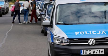 Brutalna napaść w Gdańsku: 14-latki zwabiły rówieśnika do pustostanu, gdzie został zaatakowany przez zamaskowanych sprawców
