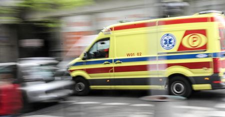 Dramat na schodach: 60-latek z rekordowymi sześcioma promilami na Bródnie.