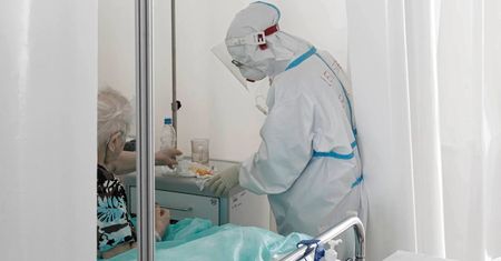 Dobre wiadomości z MZ. Mniej zgonów i zachorowań