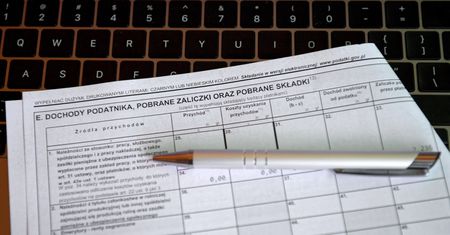 Zmiany w rozliczeniach podatkowych: mniejsze zwroty dla Polaków w 2024 roku.