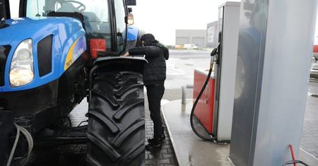 Od jutra będzie można się ubiegać o zwrot podatku akcyzowego za paliwo rolnicze