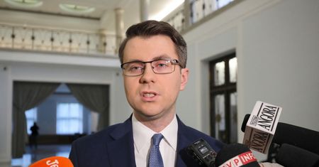 Rządowy zespół przyjął możliwe warianty ws. regionalnego podejścia do obostrzeń