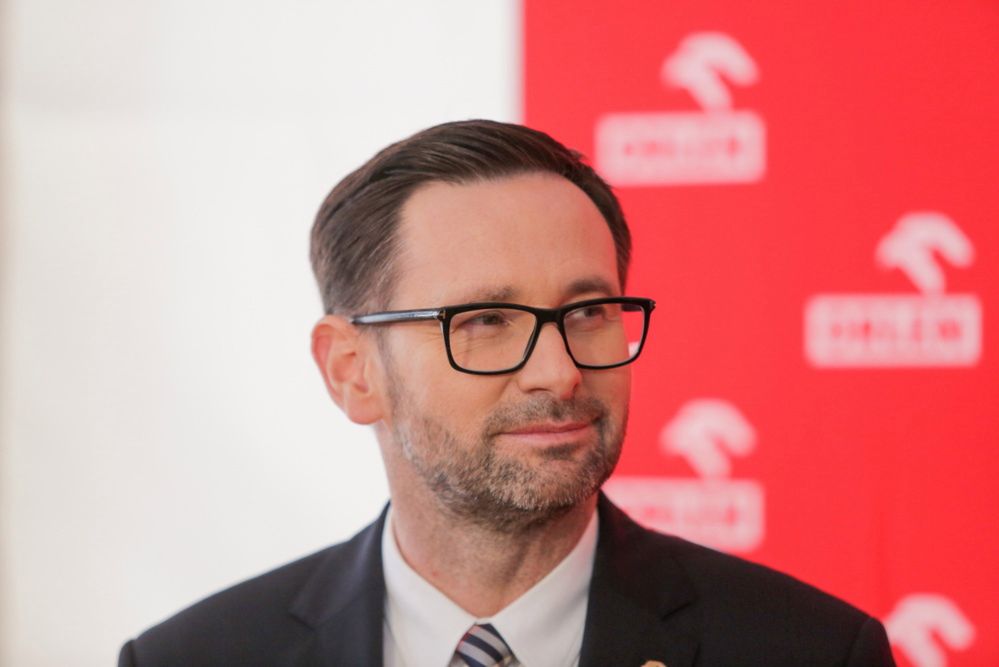 Obajtek: powrót VAT-u nie powinien mieć istotnego wpływu na ceny paliw
