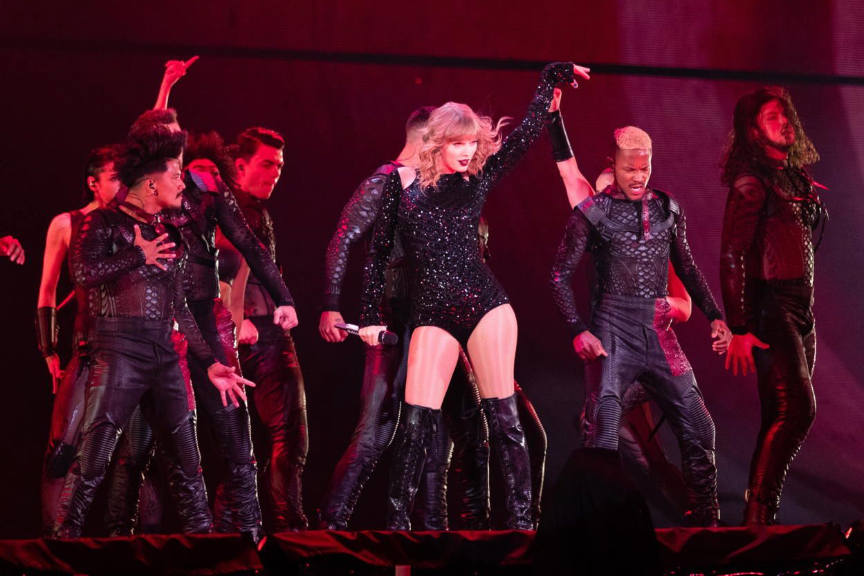 Koncerty gwiazd, na które warto się wybrać w 2024 roku. W Polsce wystąpią m.in. Taylor Swift, Sting, Ed Sheeran i Lenny Kravitz