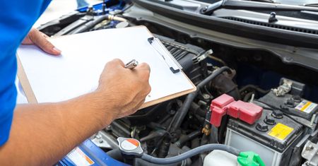 Bezpłatne przeglądy i konsultacje z mechanikami w Pile