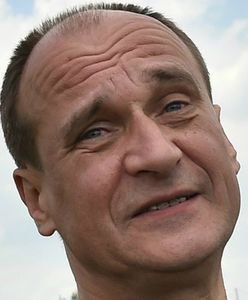 Kukiz kupił mieszkanie za bezcen? Sprawdziliśmy, jak wygląda "apartament" muzyka