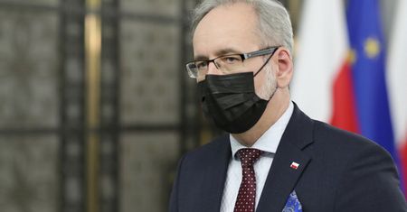 Niedzielski: z punktu widzenia sytuacji w szpitalach rekomendowane jest przedłużenie obostrzeń.