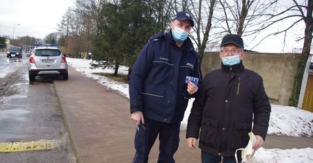 Policjanci dla babć i dziadków