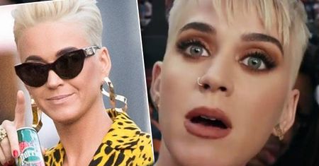 Internauci śmieją się z tej stylizacji Katy Perry. Cętki i panterka to nic przy tych butach