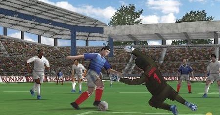 PES 2010 zmierza na iPhone