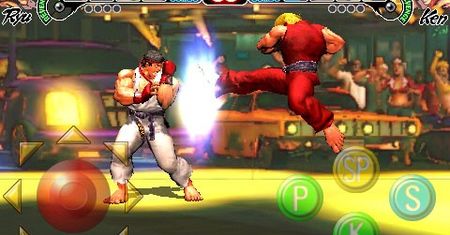 Capcom porywa się ze Street Fighter IV na iPhone