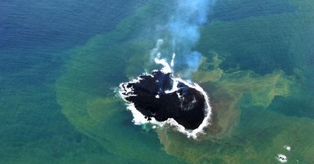 Japonia - nowa wyspa na Pacyfiku ciągle rośnie