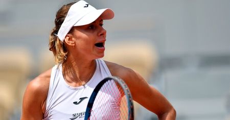 Magda Linette w drugiej rundzie Wimbledonu.