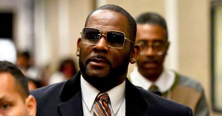 Piosenkarza R. Kelly czeka długie więzienie.