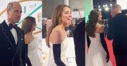 Księżna Kate na czerwonym dywanie klepnęła Williama w pośladki. Miało być dyskretnie, a lubieżny gest zobaczył cały świat. Mamy wideo