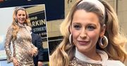 Blake Lively w mistrzowskim stylu ogłosiła czwartą ciążę. Obcisła mini wyeksponowała jej kształty, gwarantując miano najseksowniejszej mamuśki Hollywood