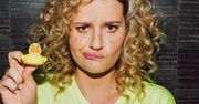 Zosia Zborowska przed śniadaniem wielkanocnym: masa zmarszczek i zmęczone oczy. Zaraz, zaraz. Coś tu nie gra!