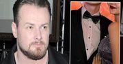 Paweł Małaszyński pokazał zdjęcie syna ze studniówki. Rozanielone fanki wiedzą, do kogo jest podobny: "Skóra zdjęta z mamy"
