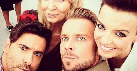 Agnieszka Szulim, Kasia Sokołowska, Dawid Woliński i Marcin Tyszka robią sobie selfie, a tymczasem...