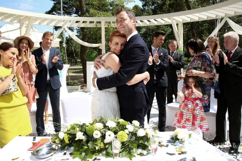 Katarzyna Zielińska i Jacek Rozenek wzięli bajkowy ślub w serialu! [ZWIASTUN]