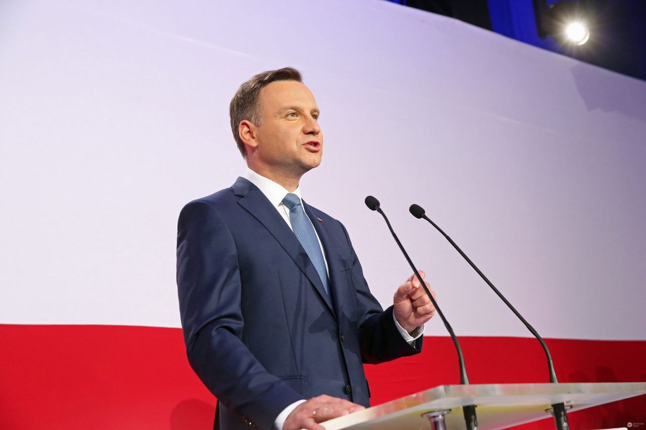 Andrzej Duda podjął decyzję o wysłaniu polskich wojsk do walki z ISIS